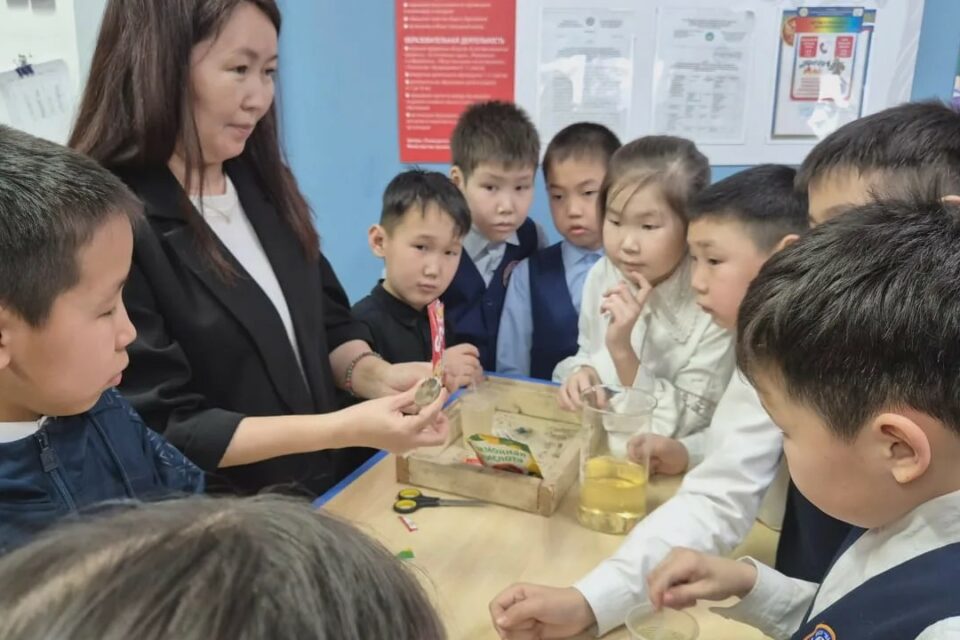 Учителя в сердце Севера: как программа «Земский учитель» реализуется в сельских школах