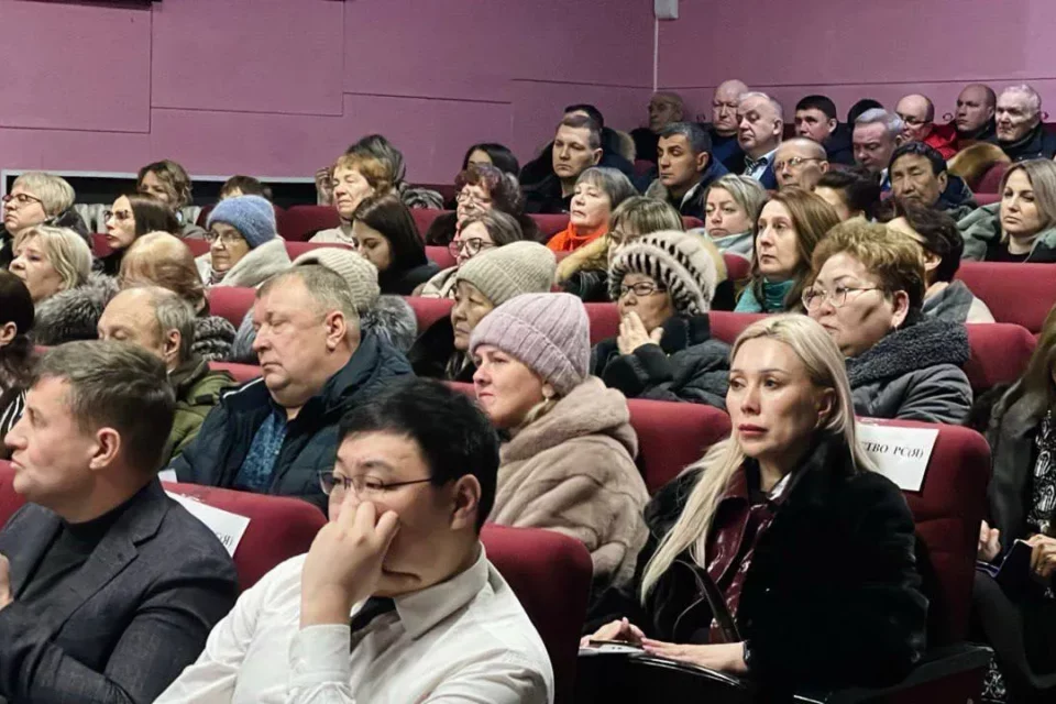 Кирилл Бычков взял под личный контроль вопросы экологической безопасности в Томмоте