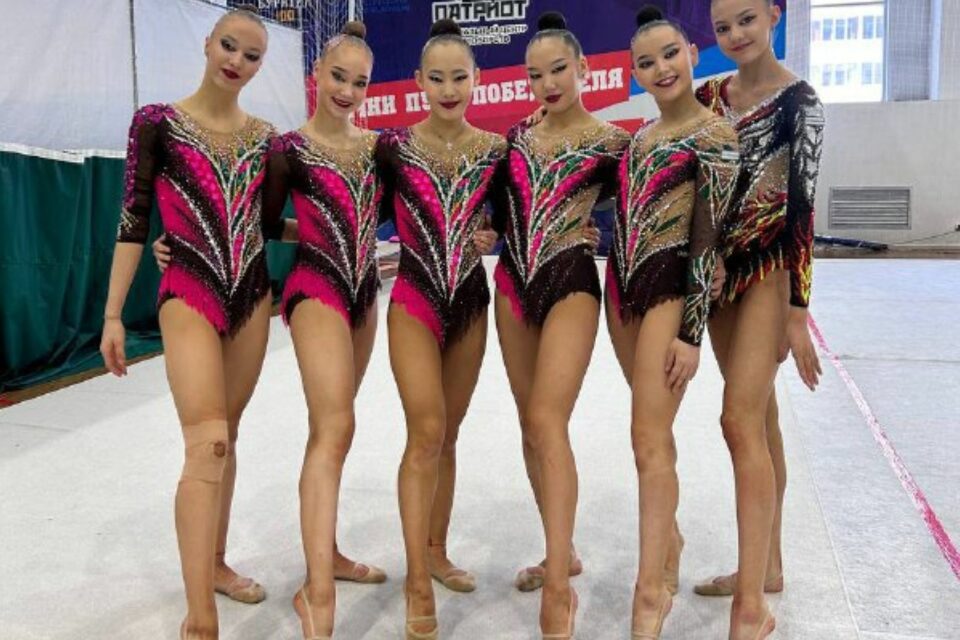 Якутские гимнастки заняли первое место на чемпионате ДФО