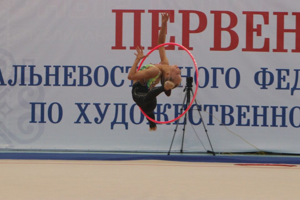 В Якутии более 1600 спортсменок занимаются художественной гимнастикой