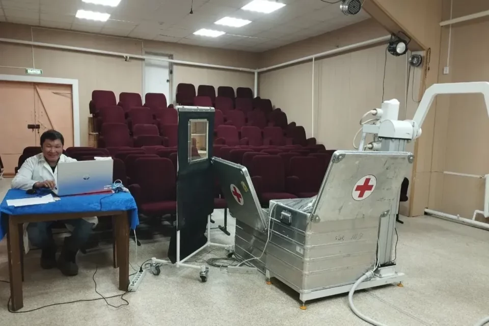 В Абыйском районе Якутии более 1600 человек прошли обследование на передвижном флюорографе