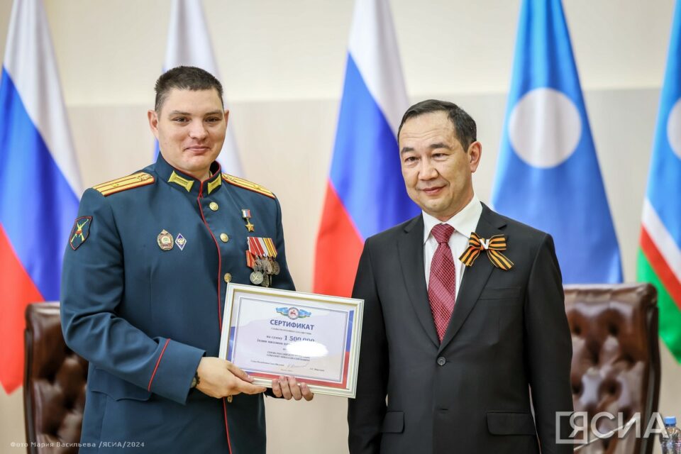Айсен Николаев возглавил медиарейтинг руководителей регионов Дальнего Востока