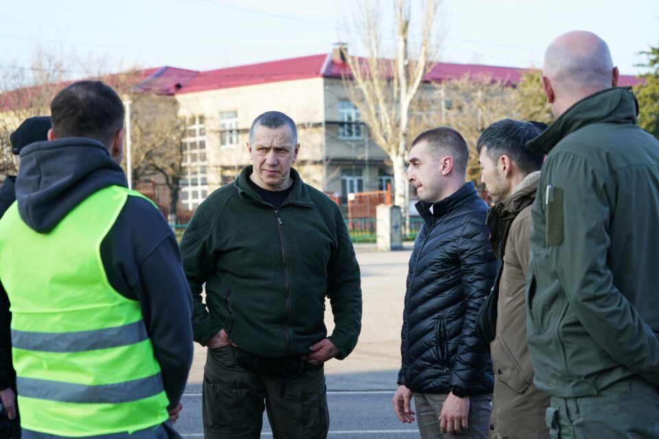 Специалисты Якутии восстановят 11 объектов Докучаевска в 2026 году