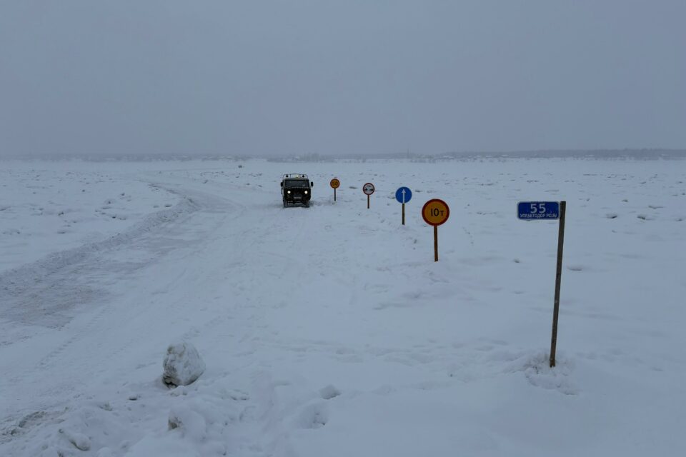 Грузоподъёмность снизили на автозимниках Якутии в Ленском, Олёкминском и Томпонском районах
