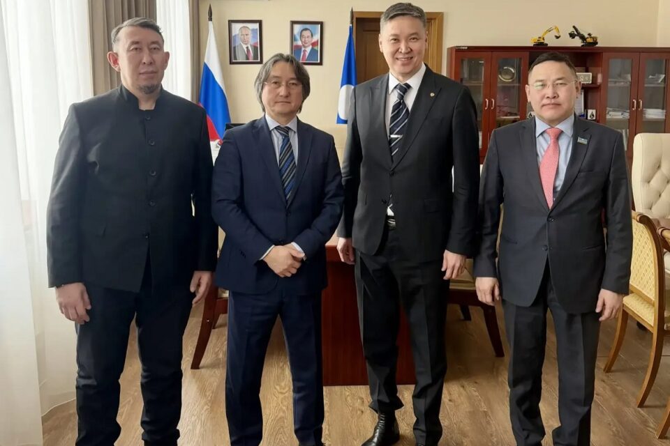 Джулустан Борисов провел встречу с начальником управления ФАДН России