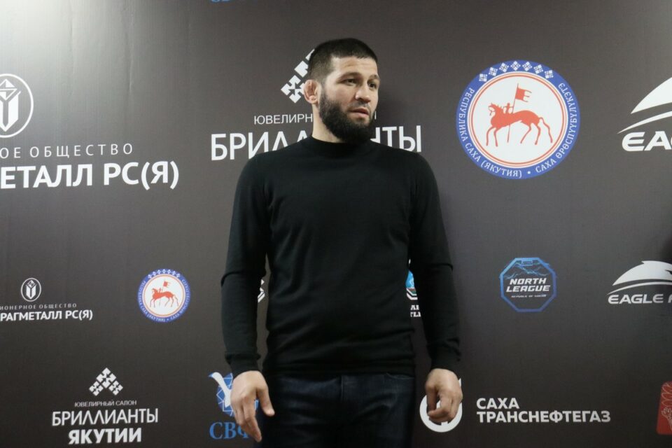 Бойцы из Якутии смогут биться за титул лиги EFC по смешанным единоборствам