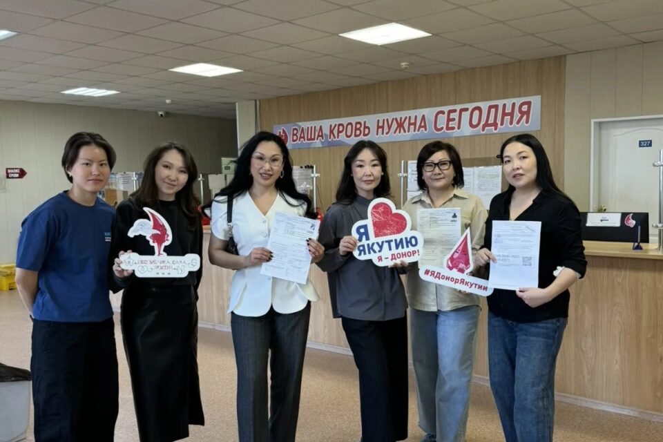 Сотрудники ювелирной сети «Золотник» поддержали Национальный день донора