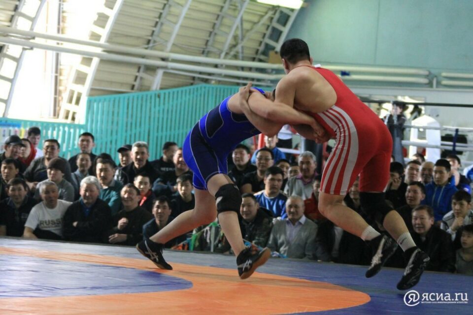 В Якутске выявят чемпионов республики по вольной борьбе среди ветеранов