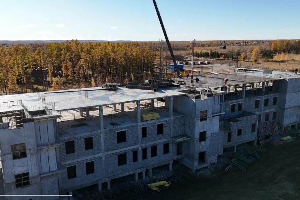 Якутии дополнительно направят 658 млн рублей на строительство двух объектов здравоохранения