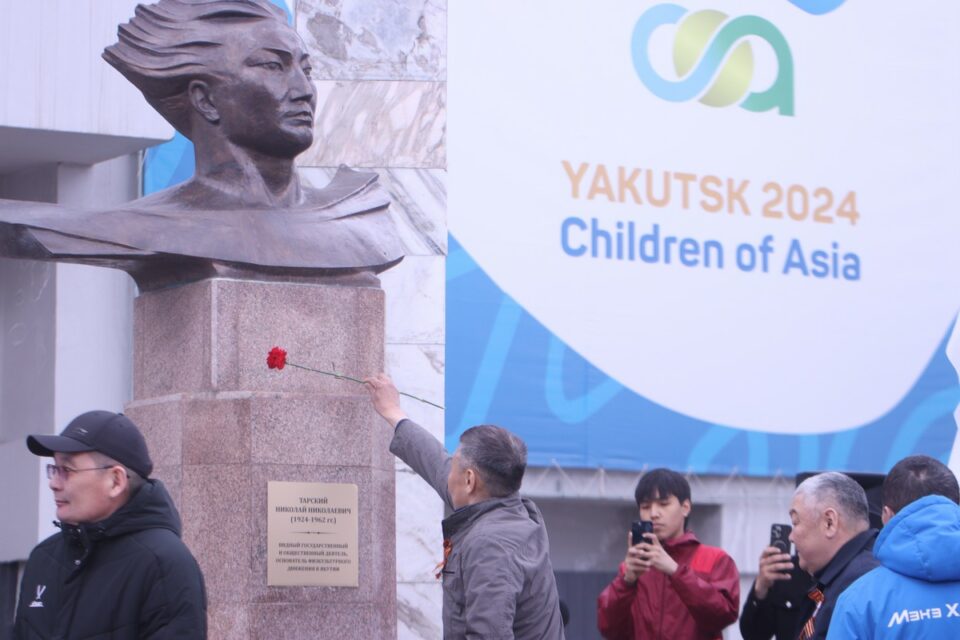В Якутске почтили память основоположника спортивного движения Николая Тарского