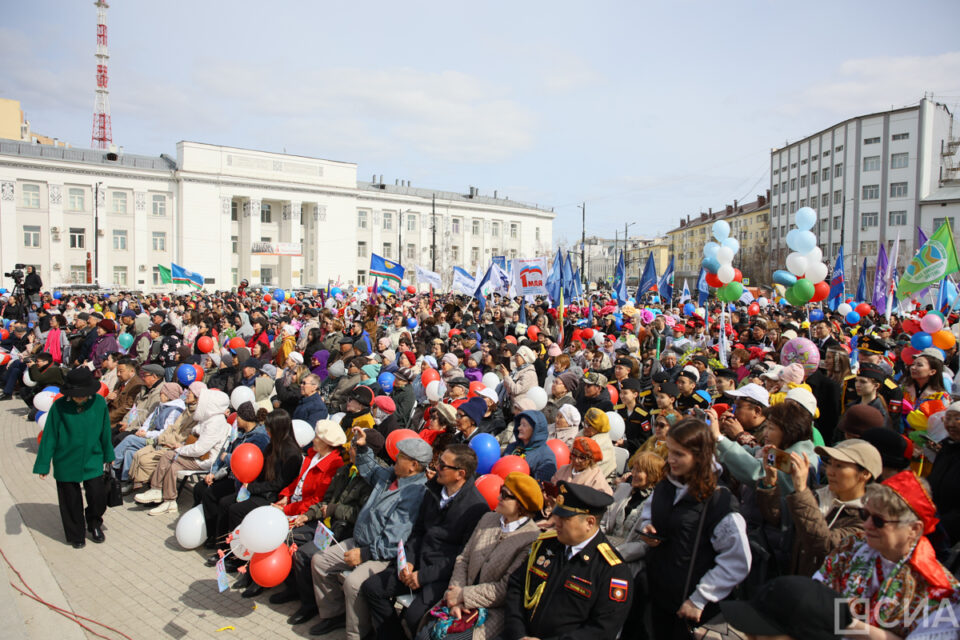 В Якутске отметили Первомай чествованием трудящихся и трудовых династий