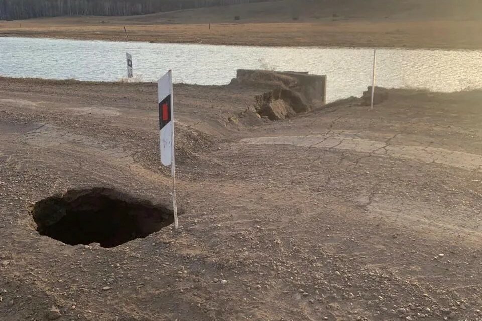 Закрыт трехкилометровый участок дороги «Бетюн» в Амгинском районе
