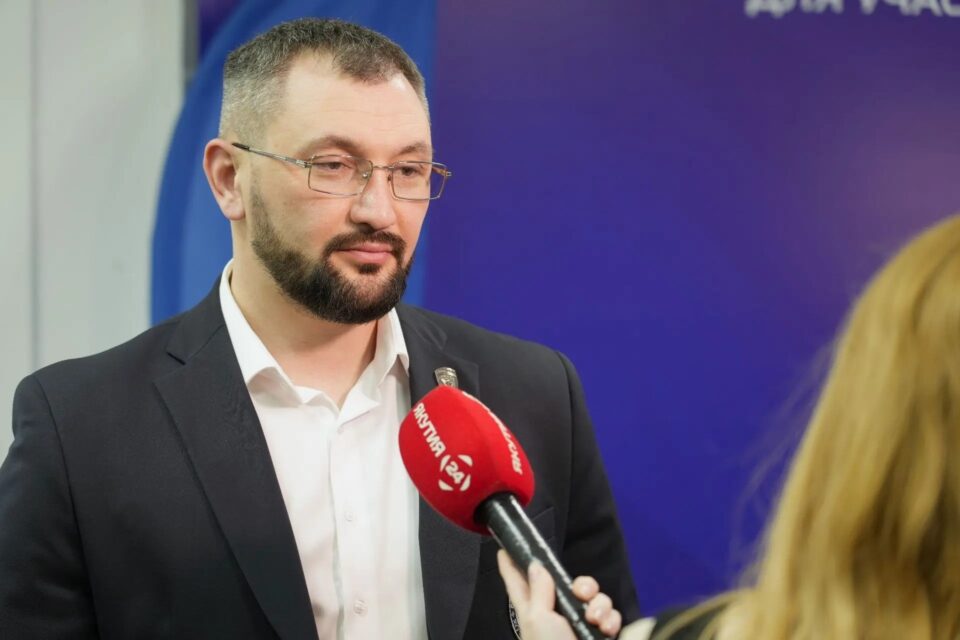 Владимир Жексембаев: «Пришли с горячим сердцем – уходим с знаниями и готовностью работать на государство»