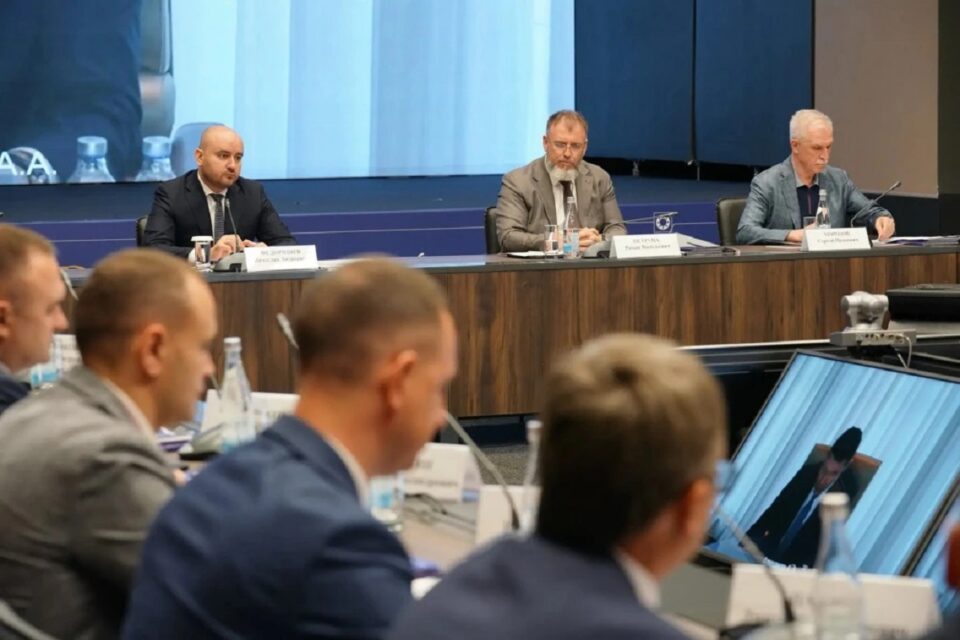 Россия планирует ускорить роботизацию промышленности