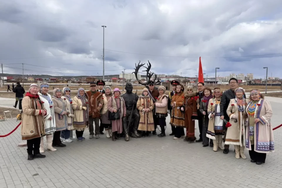 В Якутске почтили память легендарного снайпера Ивана Кульбертинова