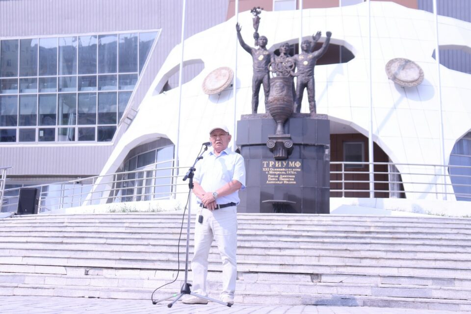 В Якутске провели торжественный митинг в честь 50-летия триумфа на Олимпийских играх