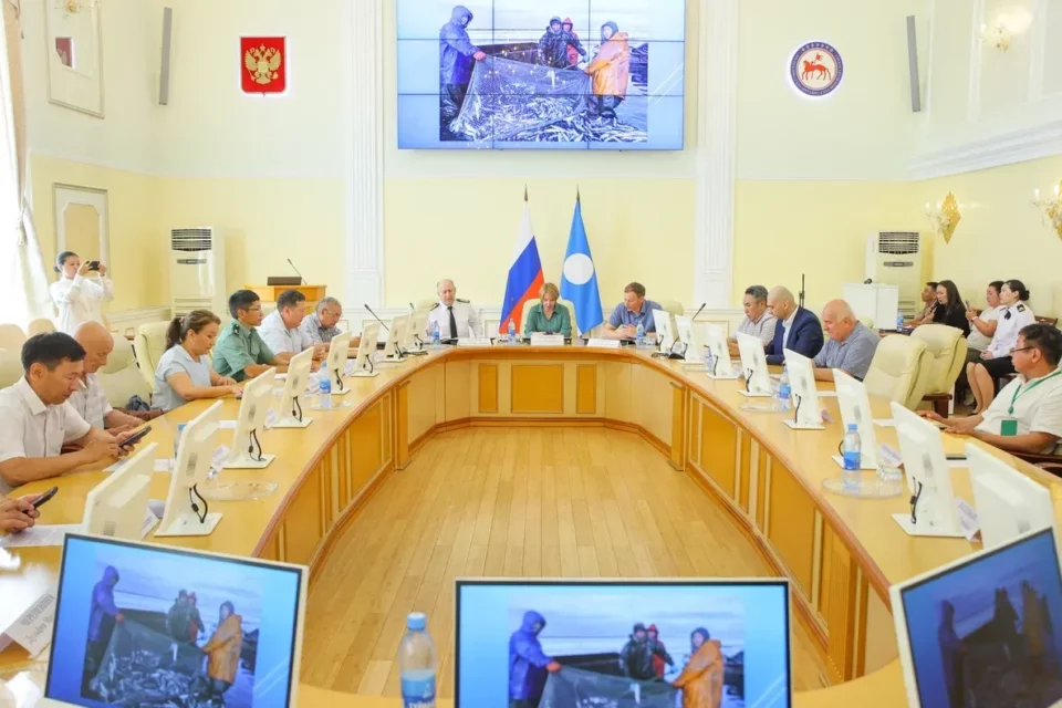 В Якутске провели круглый стол ко Всероссийскому дню рыбака 