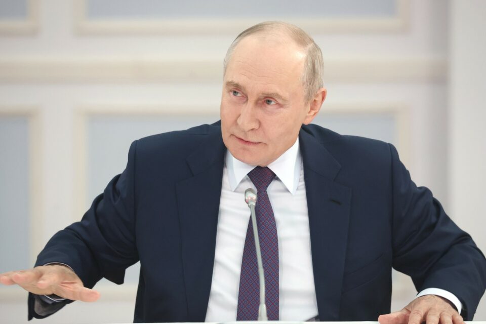 Путин призвал сохранять самобытность городов при их развитии