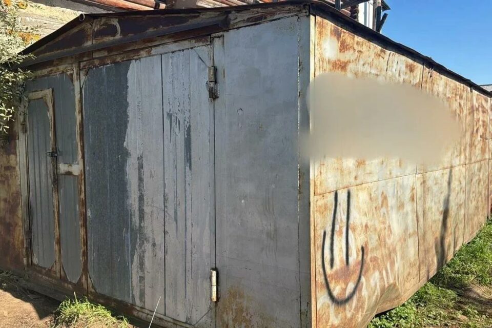 До пяти лет грозит двум ленчанам за кражу гаражей