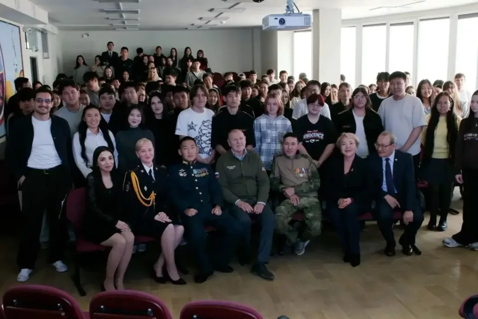 Ветераны СВО приняли участие в открытом диалоге со студентами Якутии